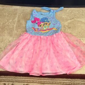 Girls shimmer and shine dress. Size 5